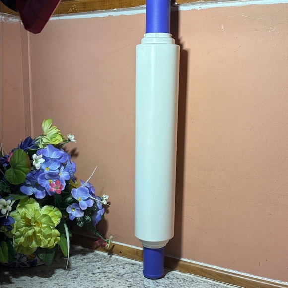 Tupperware White and Blue Rolling Pin - Picture 3 of 5